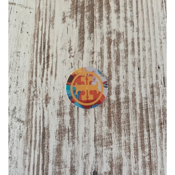 Brand new Tory Burch exclusive bundle - Picture 6 of 7